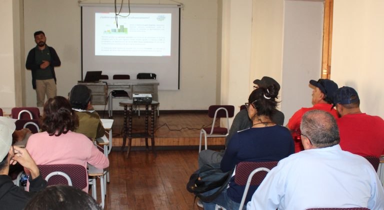 Invitan a microempresarios de Combarbalá a postular a  concurso Ponle Energía a Tu Empresa