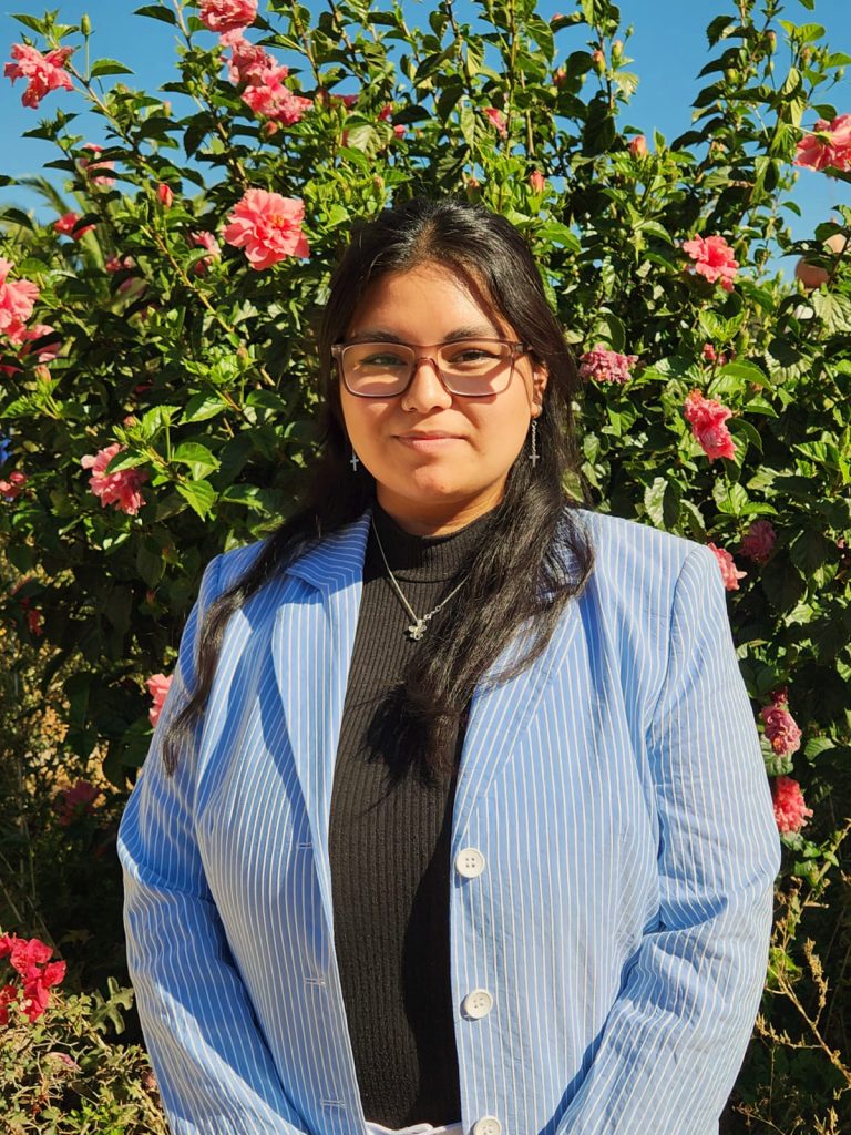 Joven cuenta como egresó de proyecto de protección y  egresó a realizar su práctica profesional