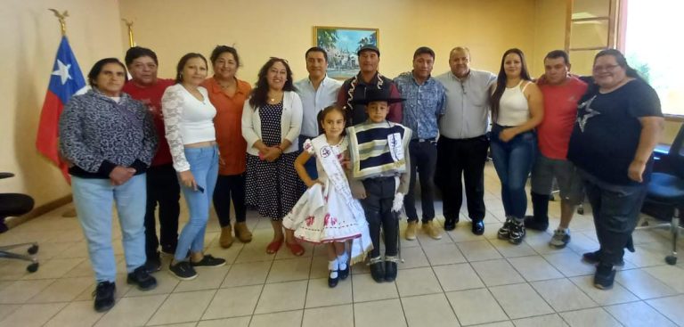 Pareja de niños paihuaninos representará a la región en  campeonato nacional de cueca mini-infantil en Tomé