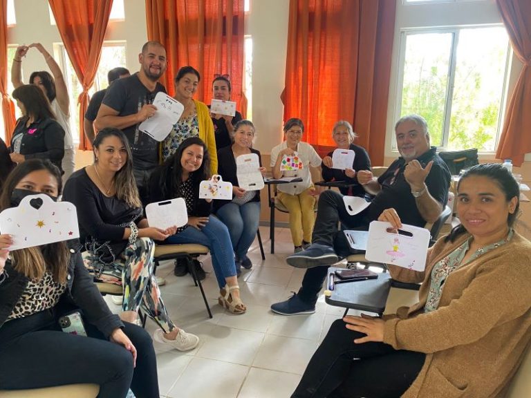 Asistentes de la educación se capacitan en manejo de conflicto y trabajo en equipo