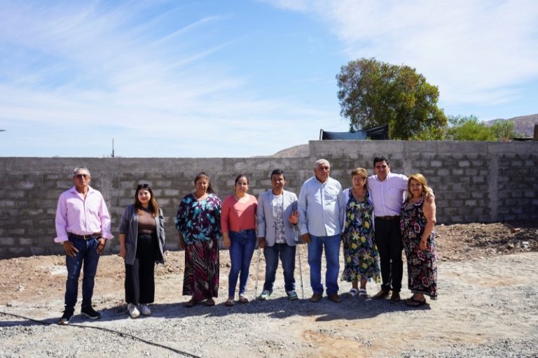 Vecinos de Vista Hermosa concretan sueño de un nuevo cierre perimetral para su sede social