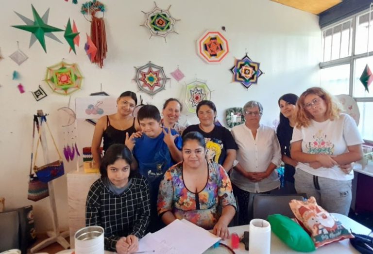 Impulsan taller de manualidades para emprendedores en Ovalle