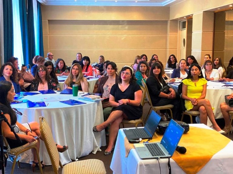 Mineduc abre nueva convocatoria para Plan de Formación de Directores