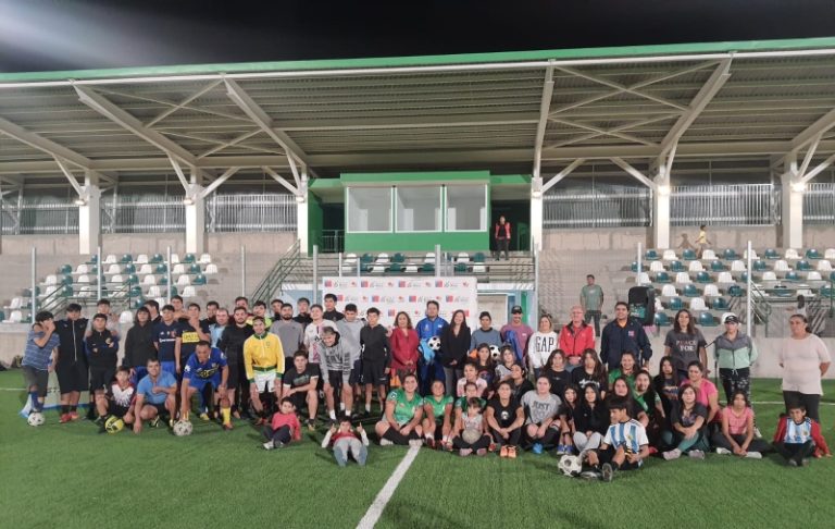 Una amplia red regional de talleres deportivos  beneficiará a mujeres, jóvenes y adultos mayores.
