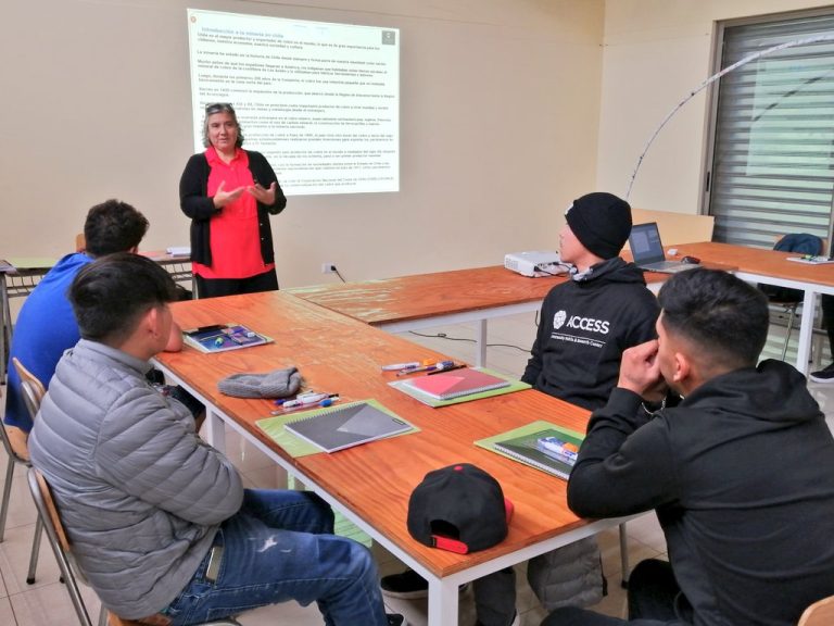 Jóvenes en proceso de reinserción buscan una nueva oportunidad en la pequeña minería