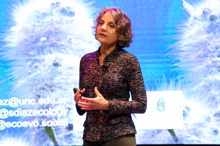 Festival de Ciencia Puerto de Ideas Antofagasta: “Todo lo vivo en el planeta está conectado y se llama naturaleza”
