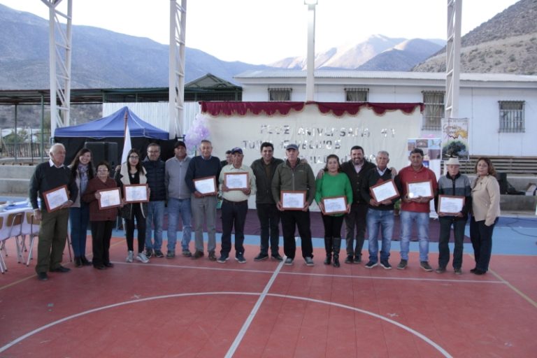 Cerrillos de Rapel celebra su 1er aniversario tras  47 años de vida comunitaria y social
