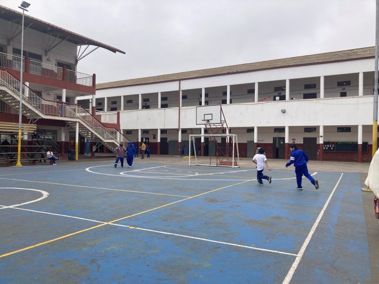 Mineduc envía reporte para la asistencia y revinculación de estudiantes a más de 11 mil escuelas y liceos