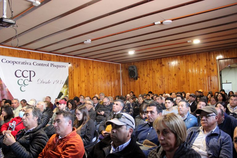 Más de 120 empresas se reunieron en seminario sobre eficiencia energética y energía solar en la agricultura