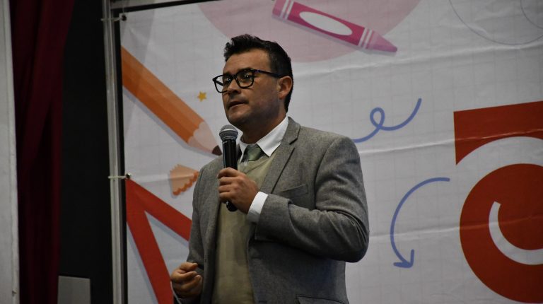Presidente de la corte de La Serena dicta charla sobre ley de garantías de la niñez a profesionales de la educación