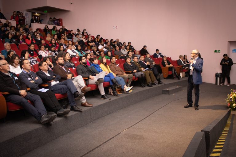 Reducción de tiempos de espera y reactivación de atenciones fueron los avances más destacados en la red de salud pública