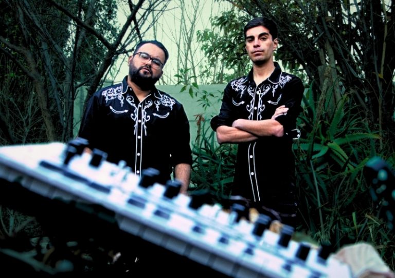 Oscar Hauyon se presenta en Ovalle junto a Duerme & Cae!