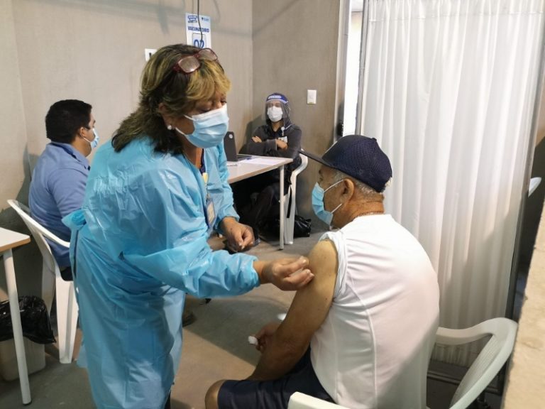 Disponen de puntos de vacunación contra la Influenza y Covid-19 en Ovalle