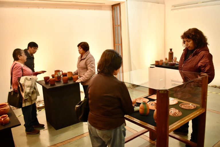 Exposición de cerámicas abre las vacaciones de invierno en el Museo del Limarí