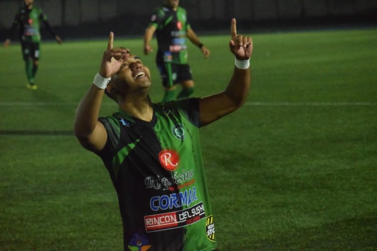 CSD Ovalle remonta en el último minuto y clasifica a la liguilla