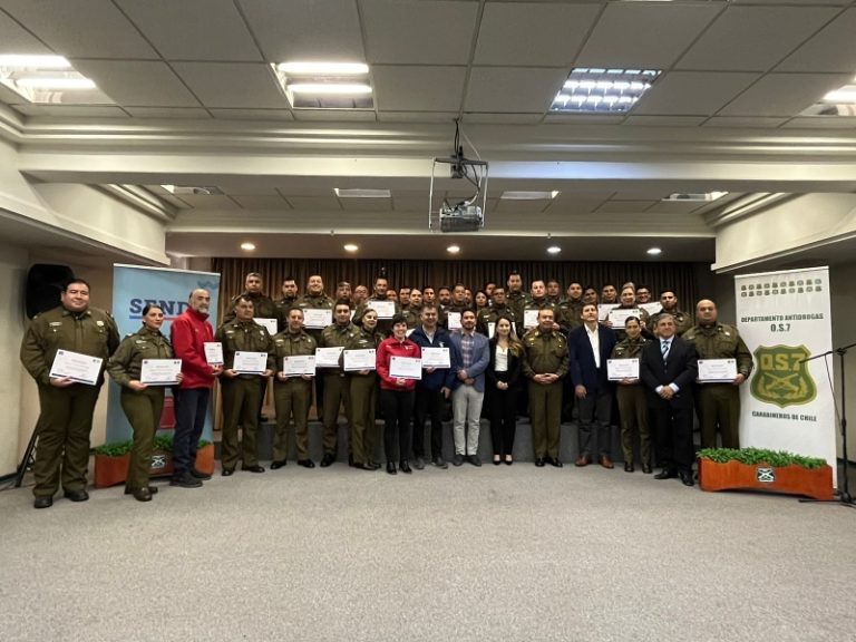 Más de 30 Carabineros de la región se capacitaron en temáticas de alcohol y otras drogas