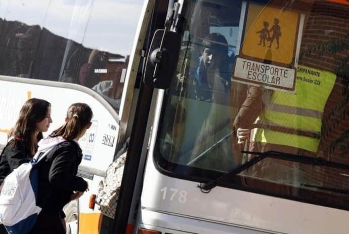 Buses eléctricos para transporte escolar llegarán a Ovalle y Salamanca con recursos de Gobierno Regional 