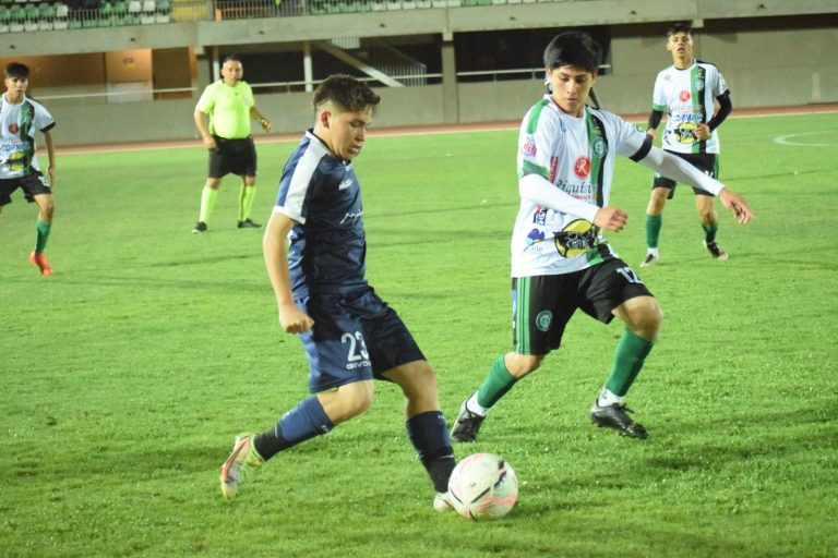 Club Social y Deportivo Ovalle sigue imparable en la copa Riquísimo