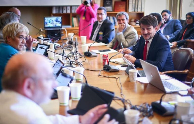 Comisión de Minería y Energía del Senado aprueba en general proyecto de Ley de Transición Energética