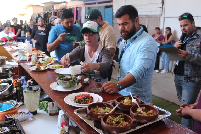 Feria Modelo de Ovalle da vida a festival gastronómico y desfile de modas
