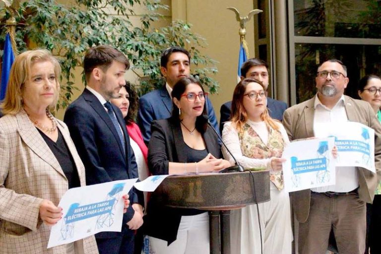 Buena noticia para la ruralidad: aprueban proyecto que rebaja tarifa eléctrica de invierno para las APR