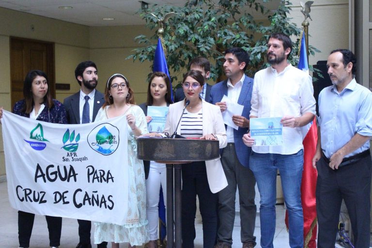 Proyecto que rebaja tarifa eléctrica de invierno para las APR es aprobado por el Senado y será ley de la República