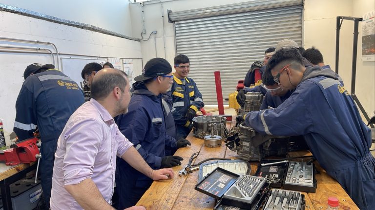 Se abre proceso de postulación al Fondo Concursable de Becas Laborales