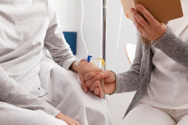 Más allá del tratamiento médico: Los desafíos de la psicología clínica oncopaliativa
