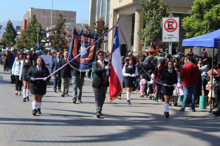 Con emotivo desfile cívico militar Ovalle conmemoró su aniversario 193