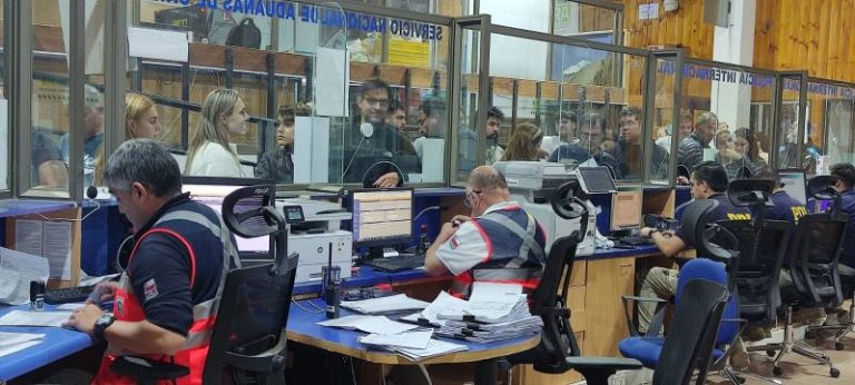 Paso fronterizo Agua Negra: durante temporada estival Aduanas fiscalizó ingreso y salida de más de 13 mil vehículos