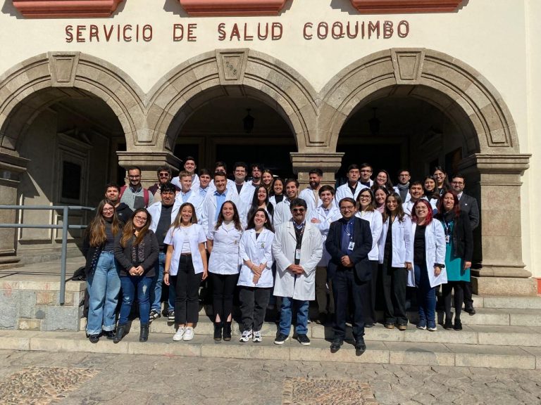 Nuevos médicos se integran a Red Pública de Salud: Monte Patria, Ovalle, Río Hurtado y Combarbalá, entre sus destinos.