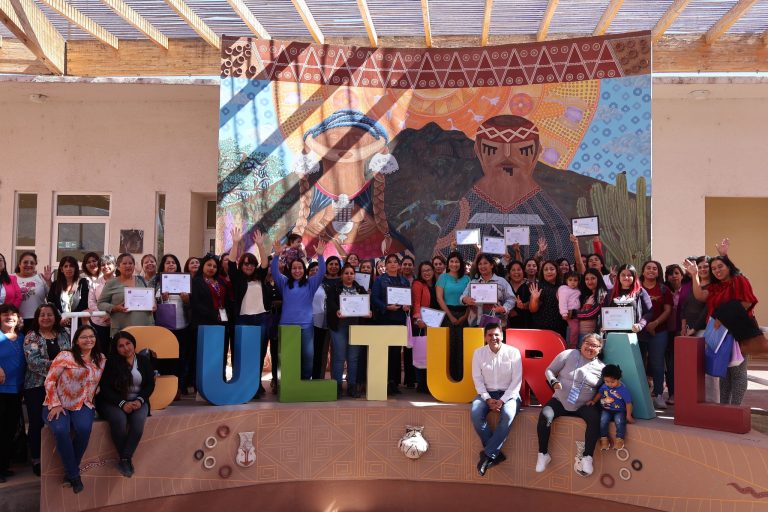 Exitosa jornada de certificación para integrantes del programa Jefas de Hogar