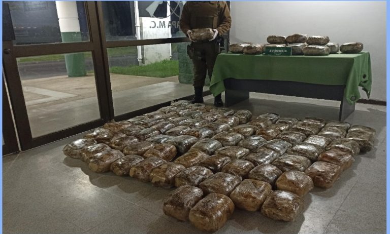 PolicialHOY: Hallan 97 kilos de Marihuana en vehículo abandonado en la ruta 5 Norte