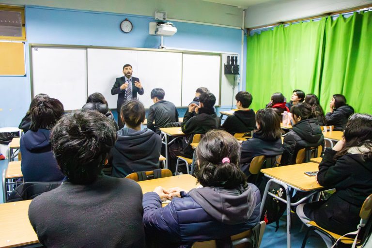 Preuniversitario Municipal permitirá que 200 estudiantes se preparen gratuitamente para la PAES Admisión 2025