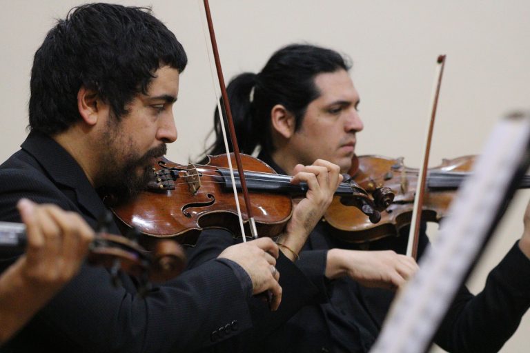 Eduardo Browne y Bastian Loewe debutarán con la OSULS presentando ‘Los contrastes de Beethoven’ en el TMO