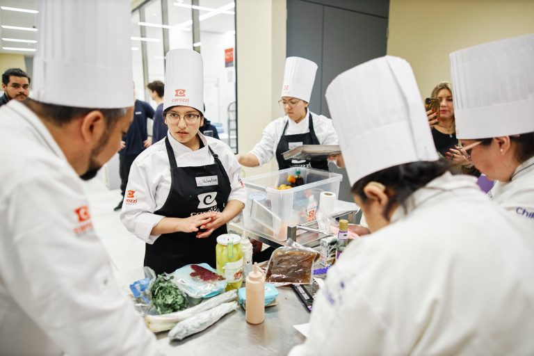 Estudiantes ovallinas ganan Primer Lugar en versión regional de la Copa Culinari Carozzi 2024