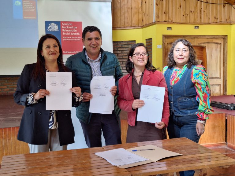 Monte Patria es el primer municipio limarino en firmar convenio con el Servicio de Reinserción Social Juvenil