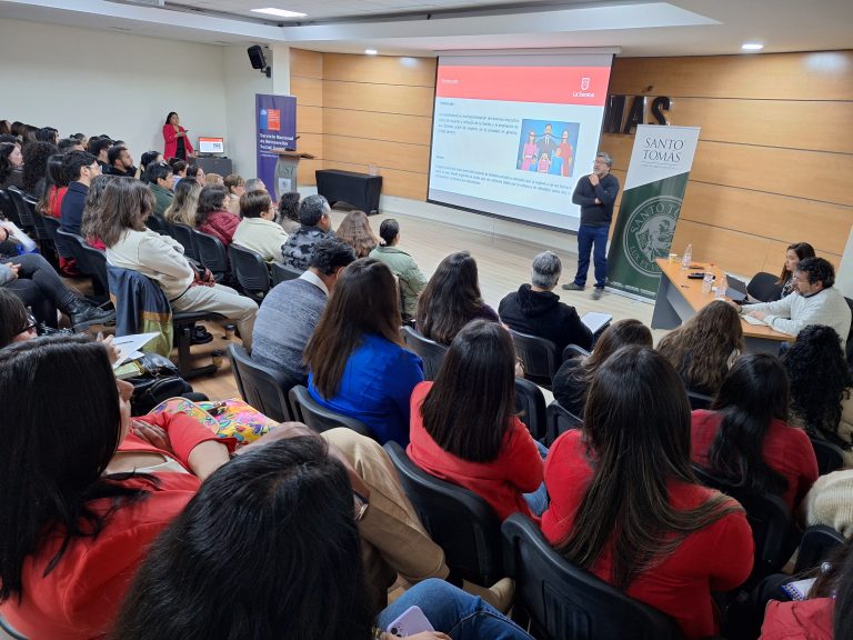 Seminario “Masculinidades y Género” convocó a expertos para abordar la reinserción juvenil
