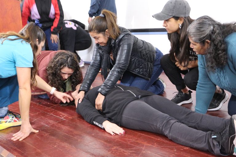 Jornada de Primeros Auxilios: Preparando a la Comunidad para Actuar en Emergencias