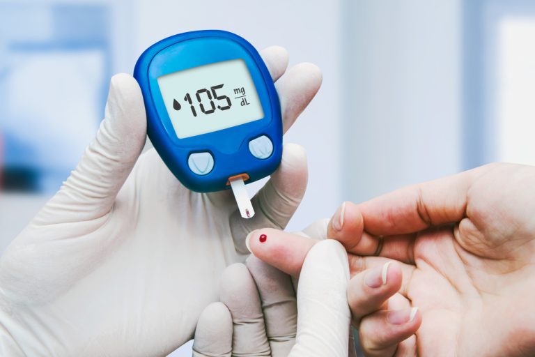 ¿Cómo controlar la diabetes para prevenir complicaciones en la vista, los riñones y otras áreas clave de la salud?