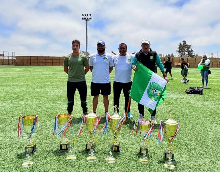 Escuela de Fútbol de Deportes Ovalle cierra el año con favorables resultados