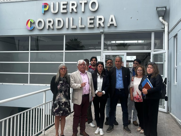 RegiónHOY: Realizan mesa de trabajo entre profesores y SLEP Coquimbo 