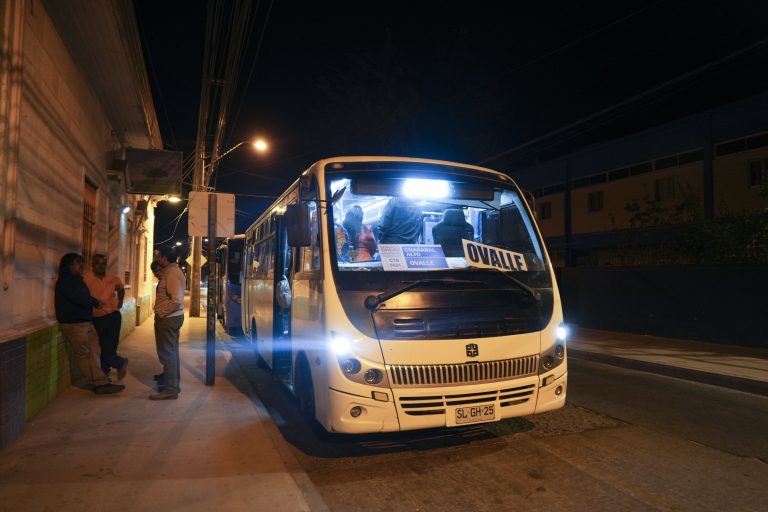 Se inicia el recorrido de bus nocturno entre Monte Patria y Ovalle para estudiantes, trabajadores y público general