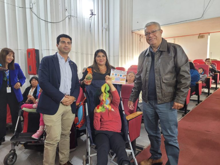 Ovalle se suma a la Red Local de Apoyos y Cuidados para entregar atención a más 70 hogares