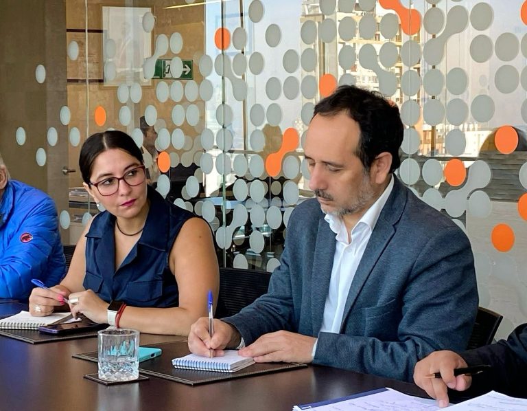 PolíticaHOY: Parlamentarios PC valoran formalización de ex intendenta y empresarios por fraude en “Papaya Gate”