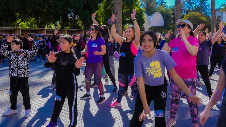 Conmemorarán el Día Internacional del Deporte con talleres y clase masiva en la Plaza de Armas de Ovalle