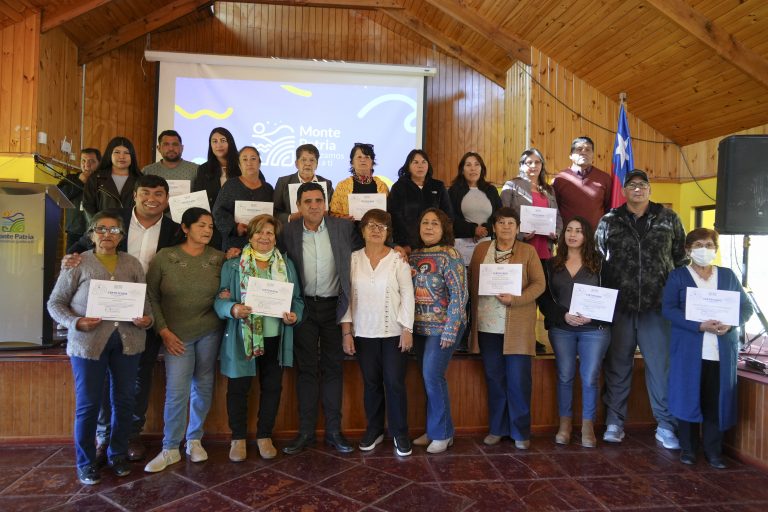 63 organizaciones se benefician de millonaria inversión en  subvenciones del Municipio de Monte Patria