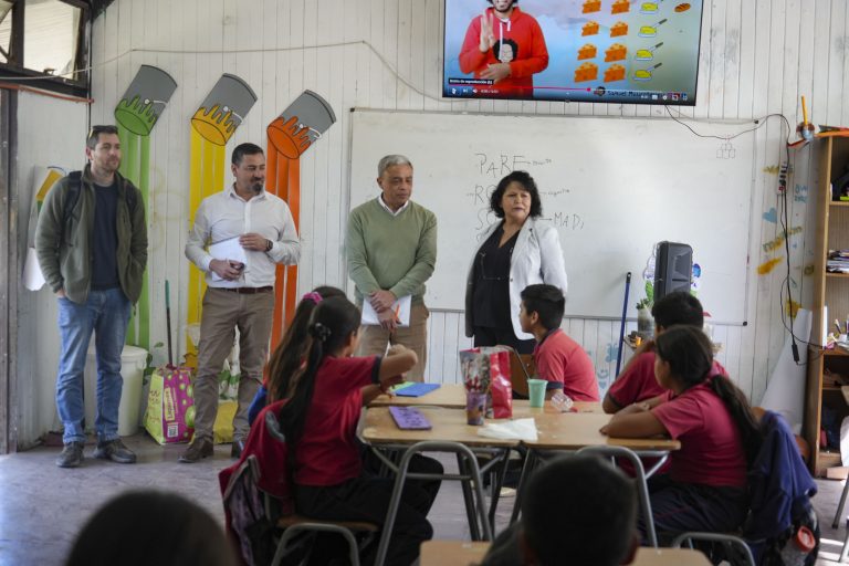 Tulahuén: exigen presencia a autoridades regionales para retomar iniciativas en Escuela Concentración Fronteriza