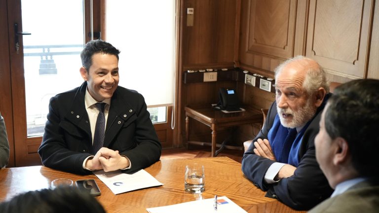 Gobierno Regional impulsa compra de terrenos para avanzar en soluciones habitacionales