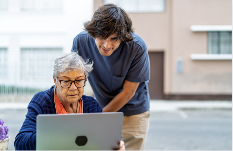Un gesto que vale: cómo los jóvenes pueden tender puentes para las pensiones dignas